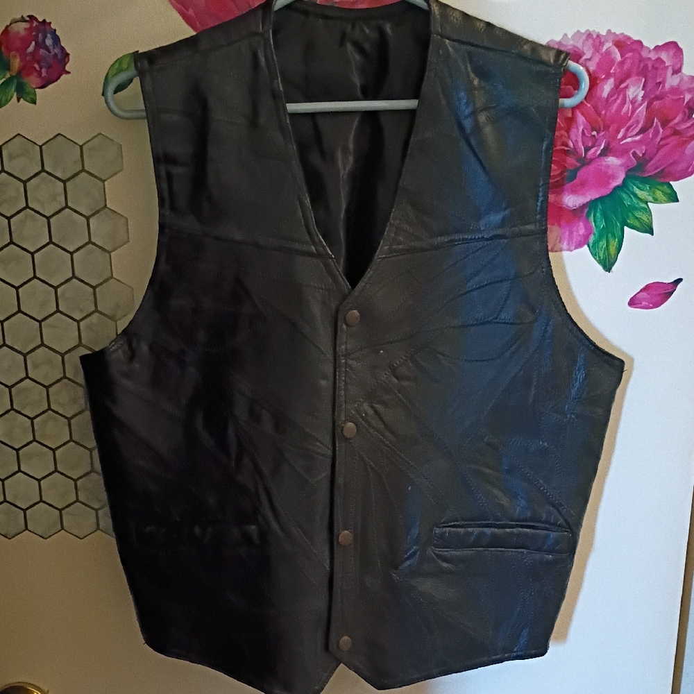 Vintage Black Leather Snap Front Vest Women's Size Medium GUC